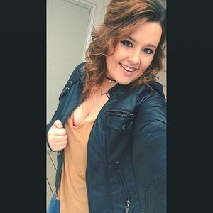 Meet your Posher, Elle